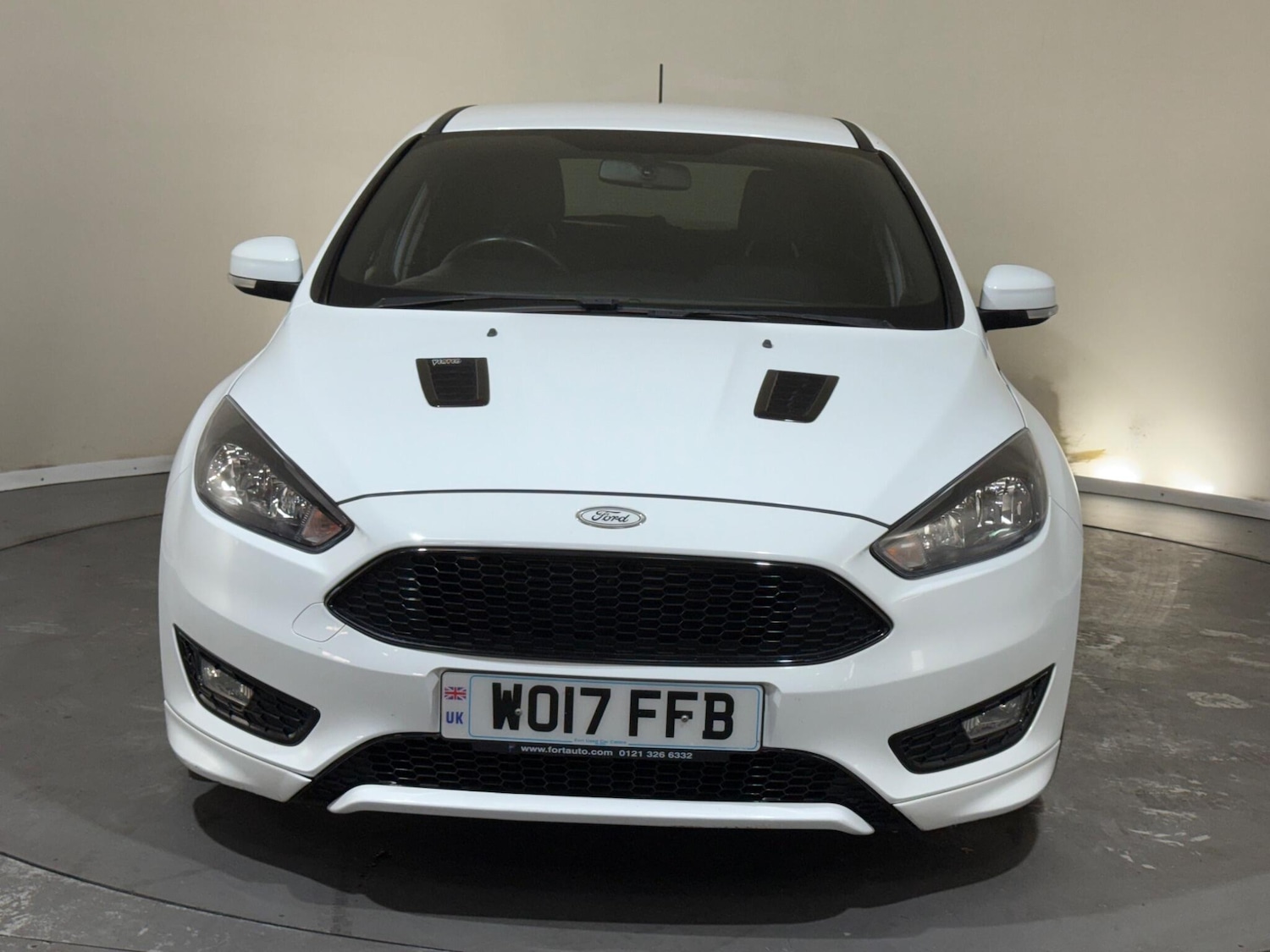 Used Ford Focus 2017 for sale - 76409559: Photo 2