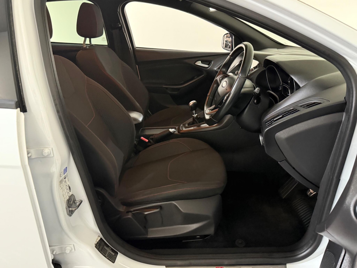 Used Ford Focus 2017 for sale - 76409559: Photo 22