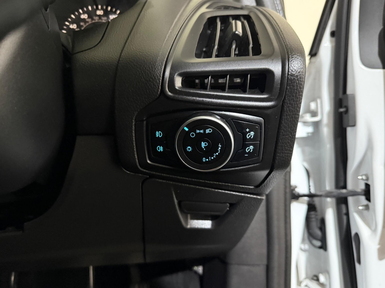 Used Ford Focus 2017 for sale - 76409559: Photo 25