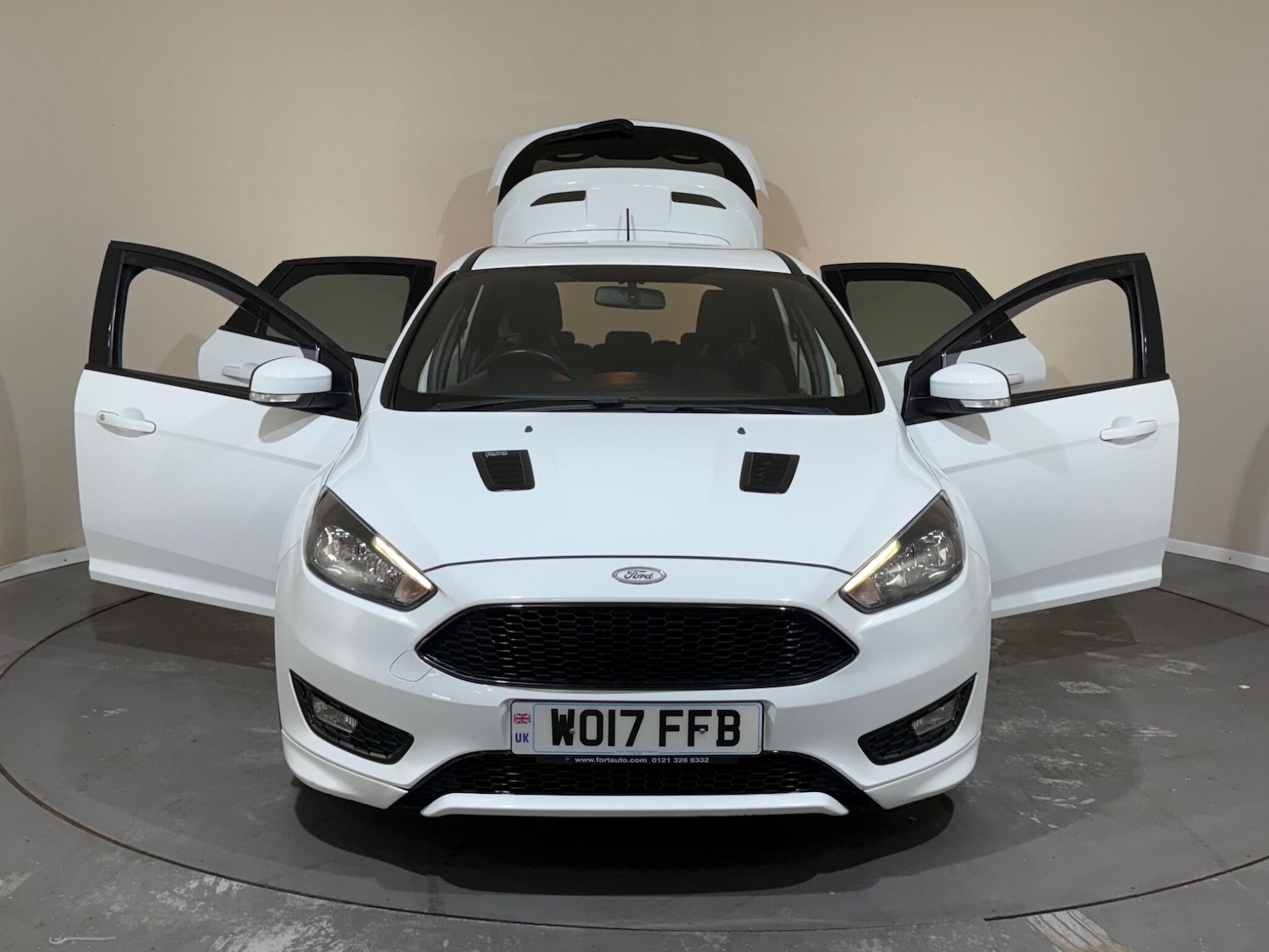 Used Ford Focus 2017 for sale - 76409559: Photo 9