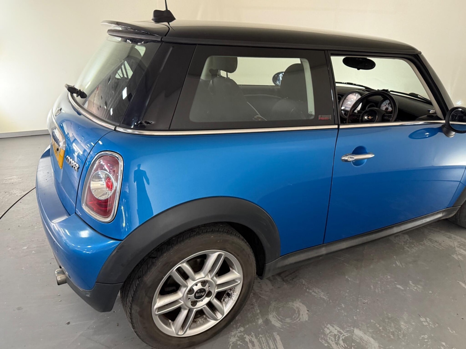 Used MINI Hatch 2011 for sale - 76987662: Photo 15
