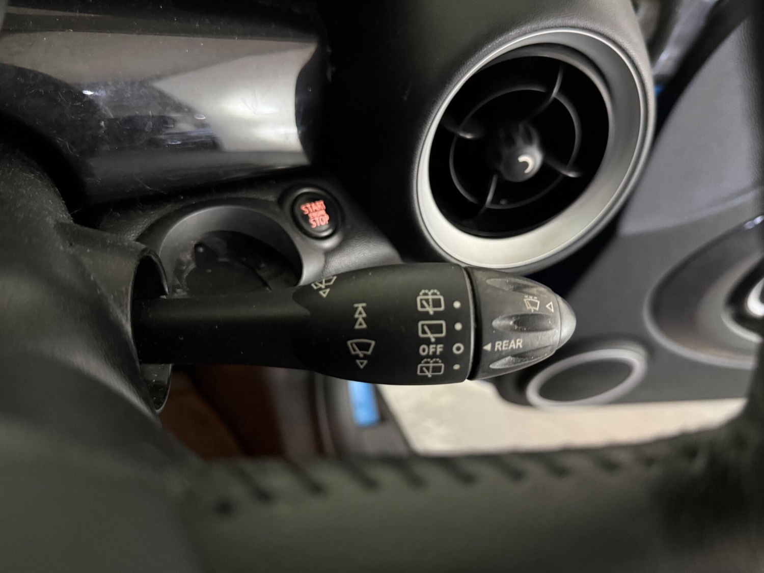 Used MINI Hatch 2011 for sale - 76987662: Photo 28