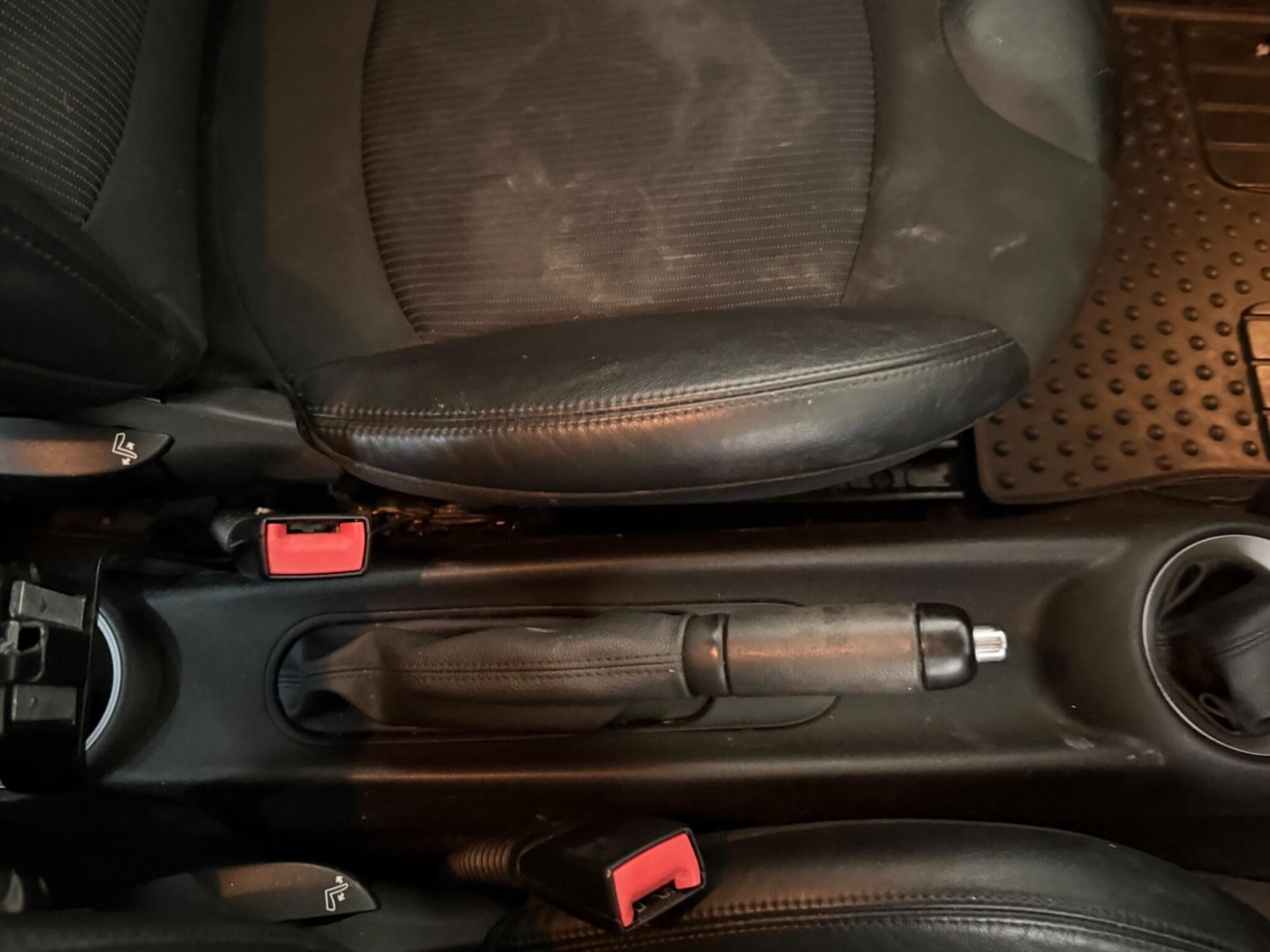 Used MINI Hatch 2011 for sale - 76987662: Photo 33