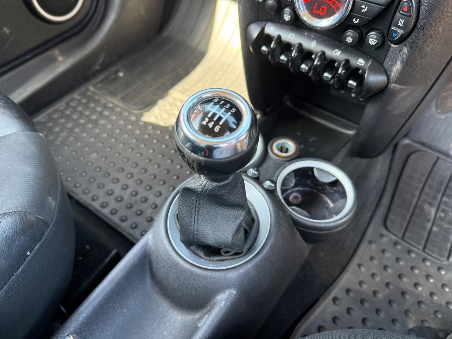 Used MINI Hatch 2011 for sale - 76987662: Photo 38