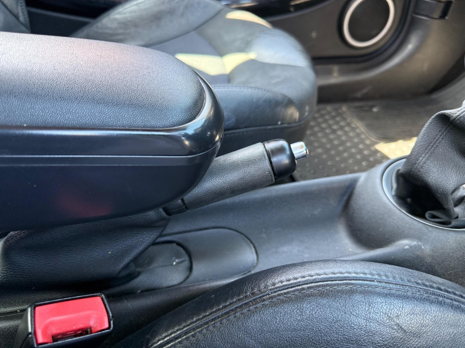 Used MINI Hatch 2011 for sale - 76987662: Photo 39