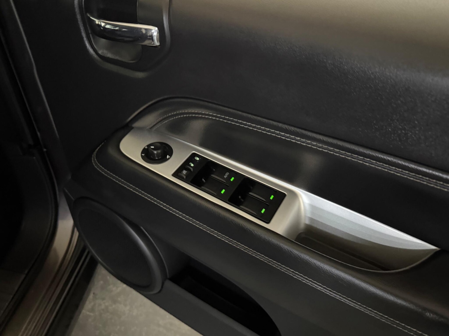 Used Jeep Compass 2014 for sale - 77067281: Photo 21