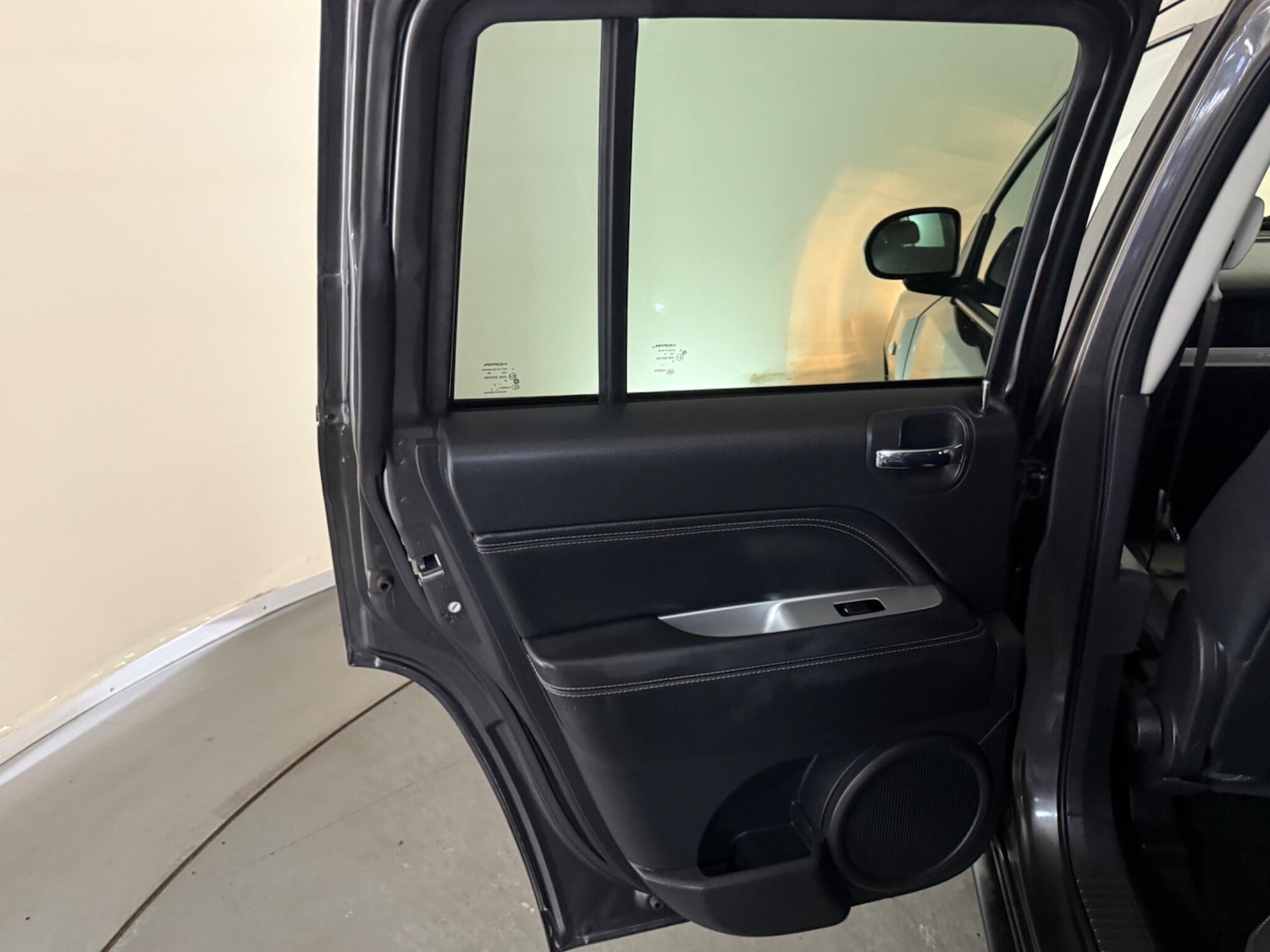 Used Jeep Compass 2014 for sale - 77067281: Photo 58