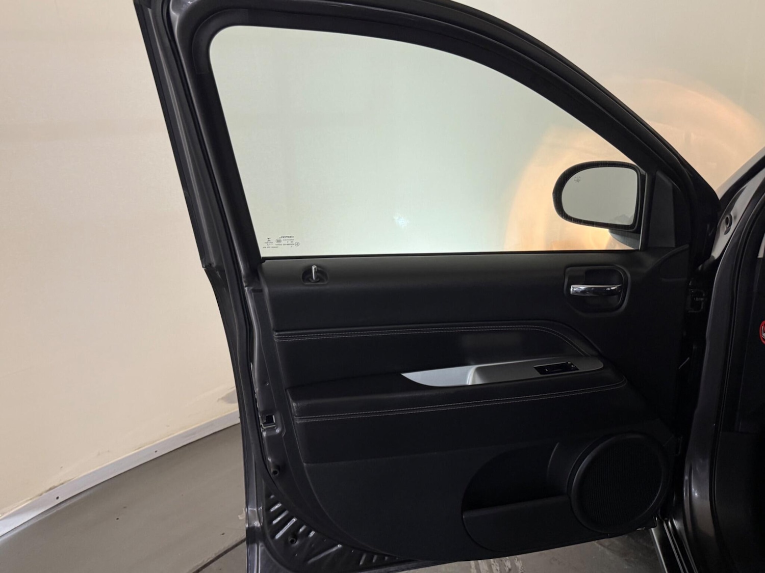 Used Jeep Compass 2014 for sale - 77067281: Photo 64