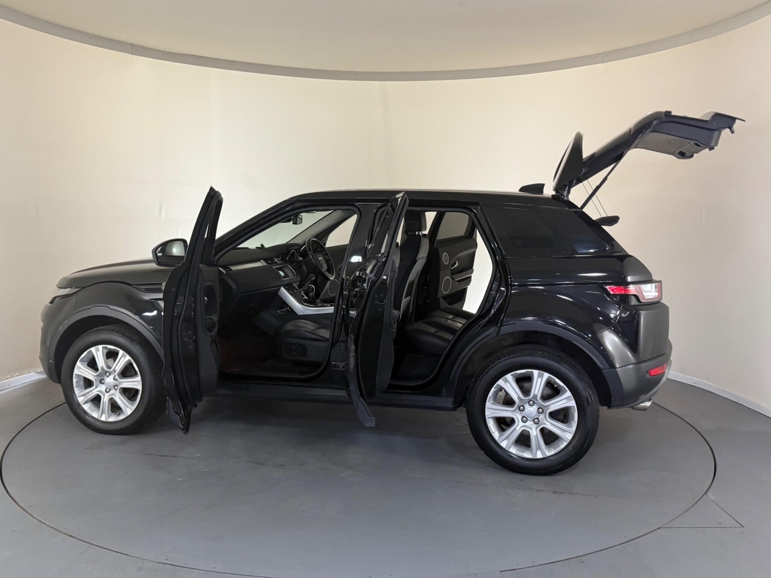 Used Land Rover Range Rover Evoque 2018 for sale - 76409094: Photo 12