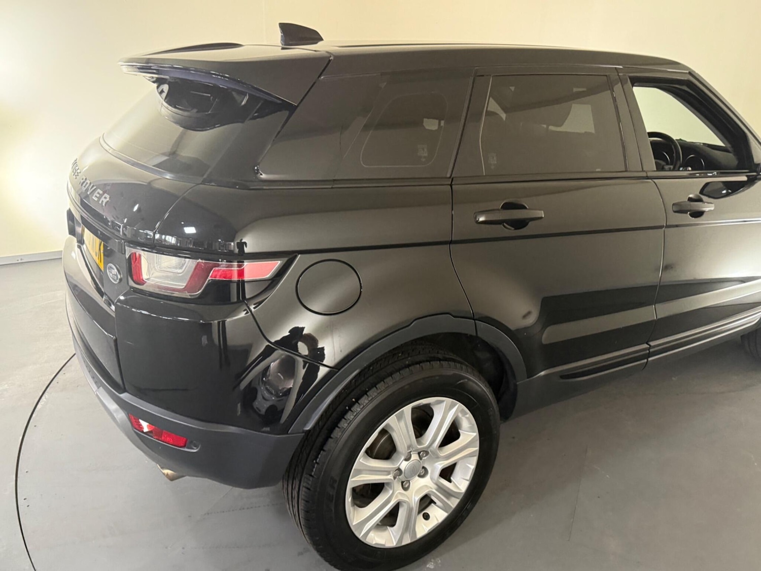 Used Land Rover Range Rover Evoque 2018 for sale - 76409094: Photo 16