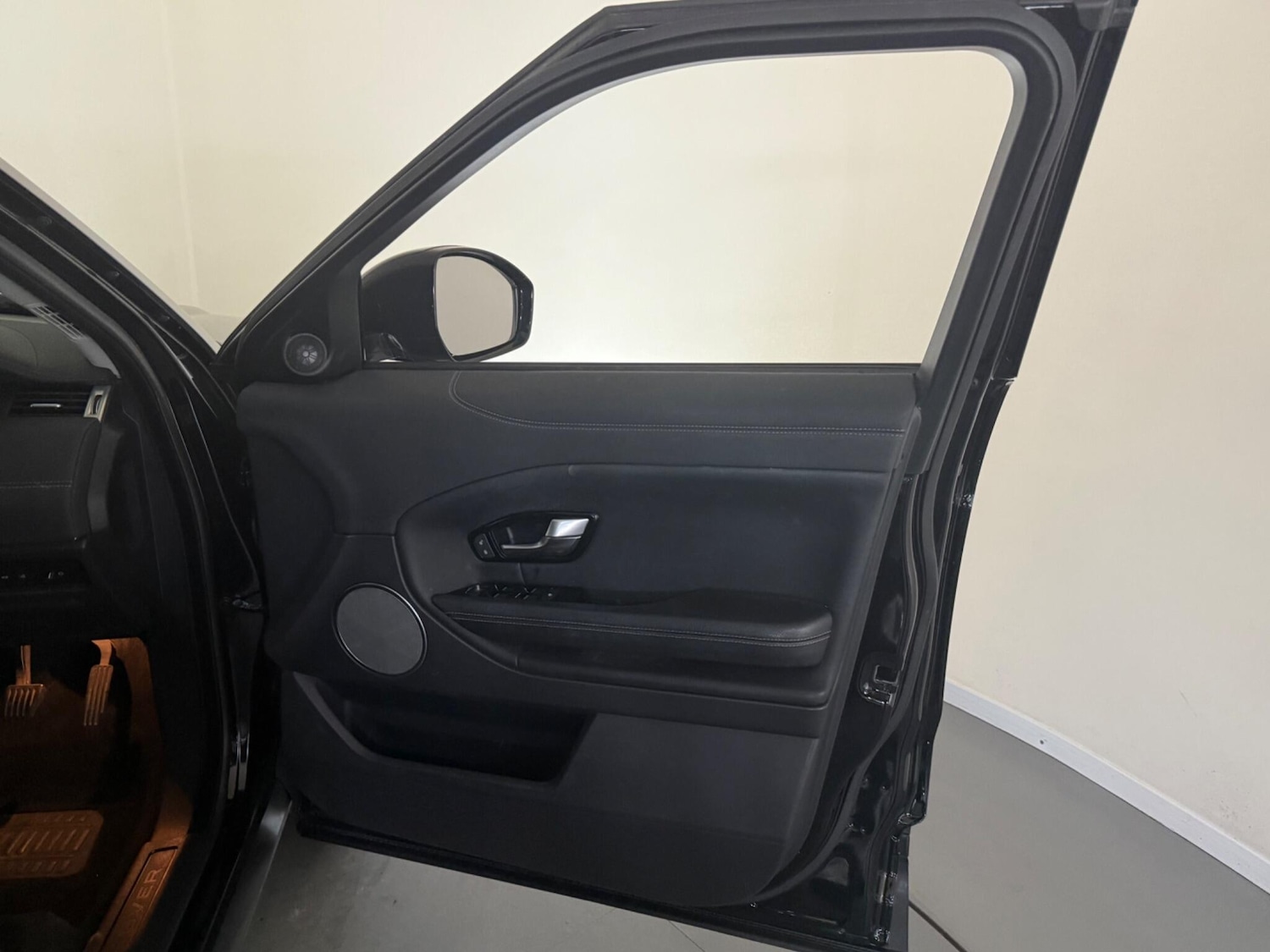 Used Land Rover Range Rover Evoque 2018 for sale - 76409094: Photo 21