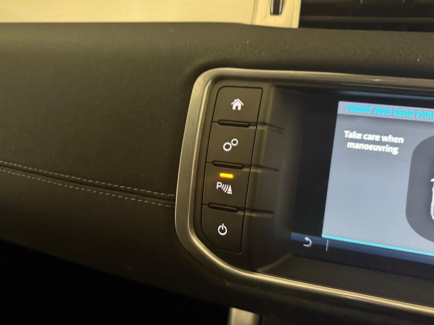 Used Land Rover Range Rover Evoque 2018 for sale - 76409094: Photo 41