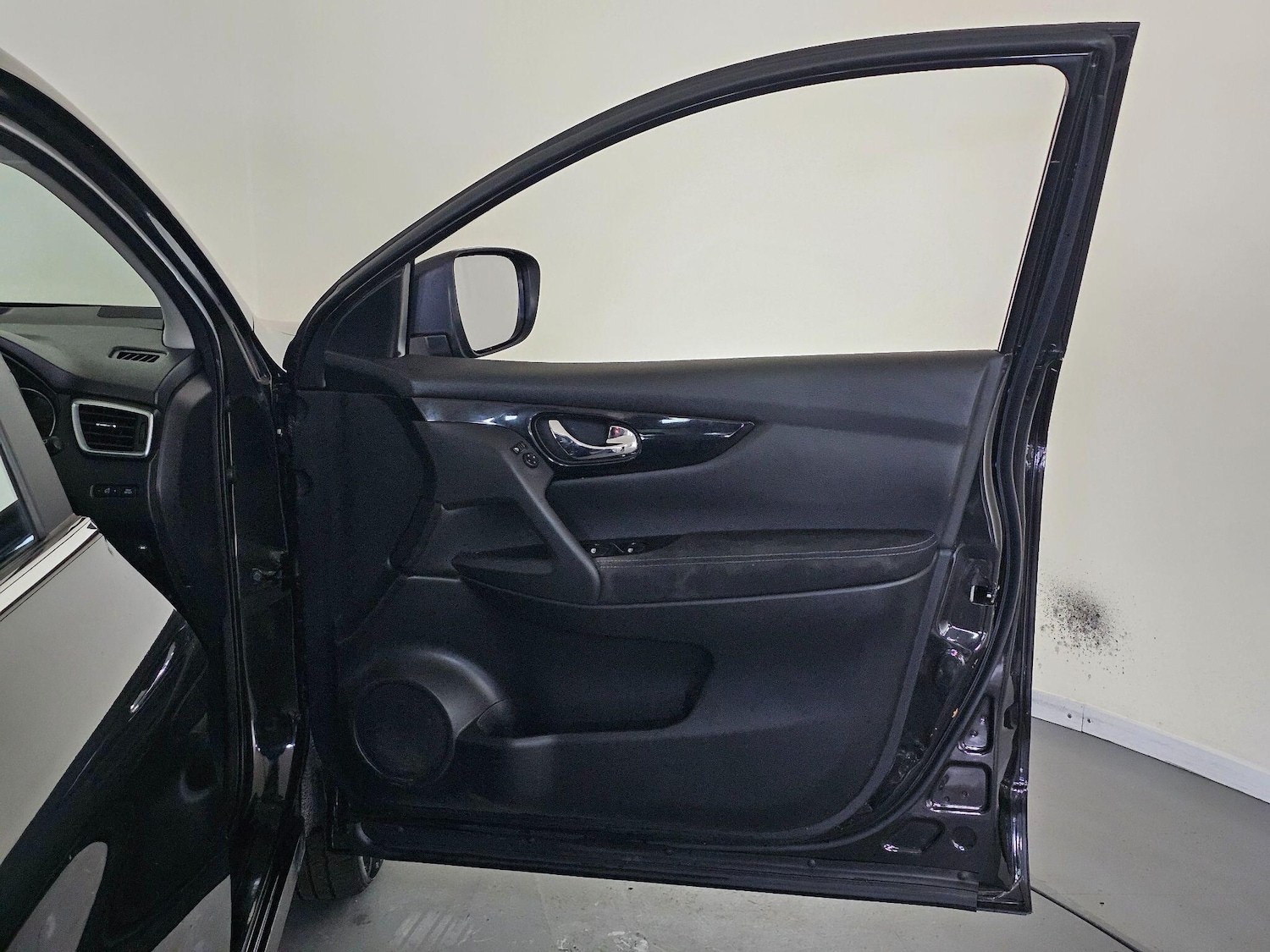 Used Nissan Qashqai 2018 for sale - 76513289: Photo 20