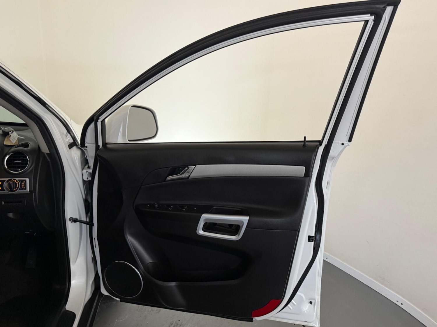 Used Vauxhall Antara 2013 for sale - 76408666: Photo 20