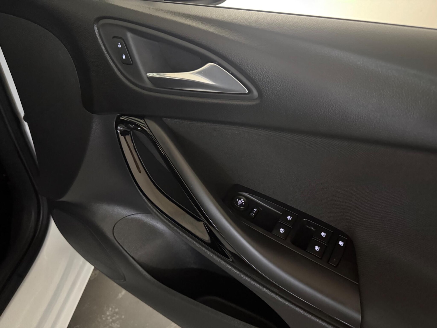 Used Vauxhall Astra 2017 for sale - 76408781: Photo 20