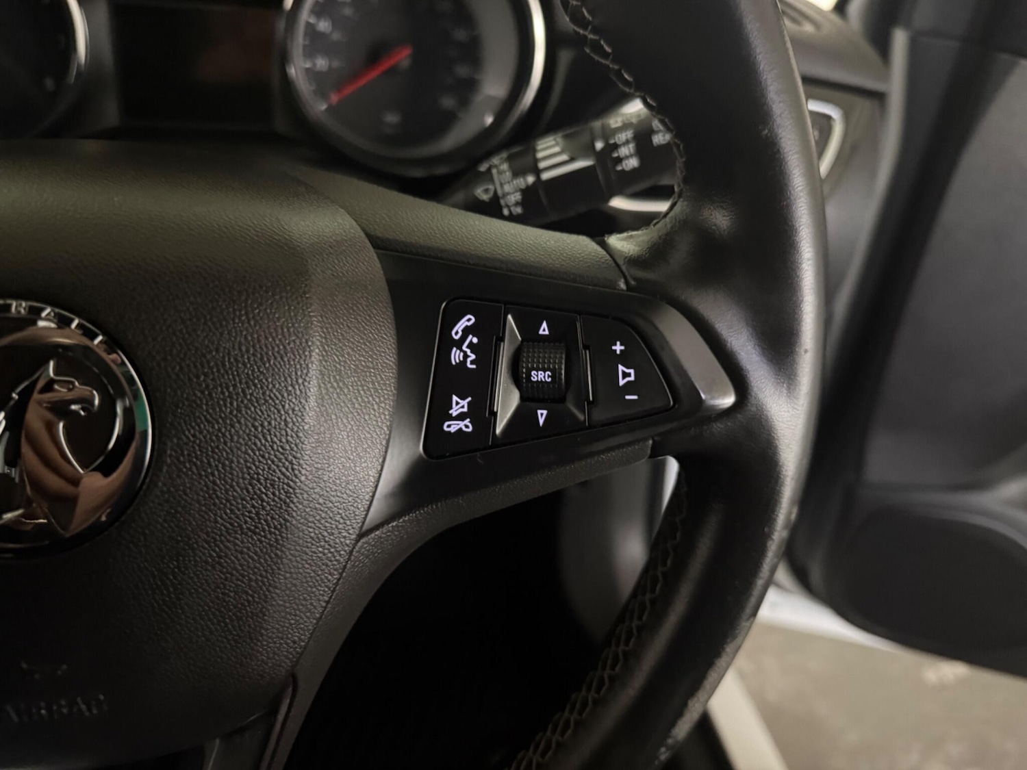 Used Vauxhall Astra 2017 for sale - 76408781: Photo 26