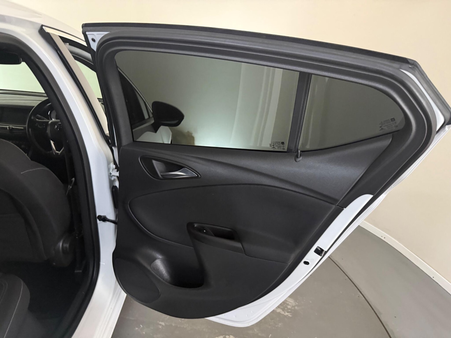 Used Vauxhall Astra 2017 for sale - 76408781: Photo 44