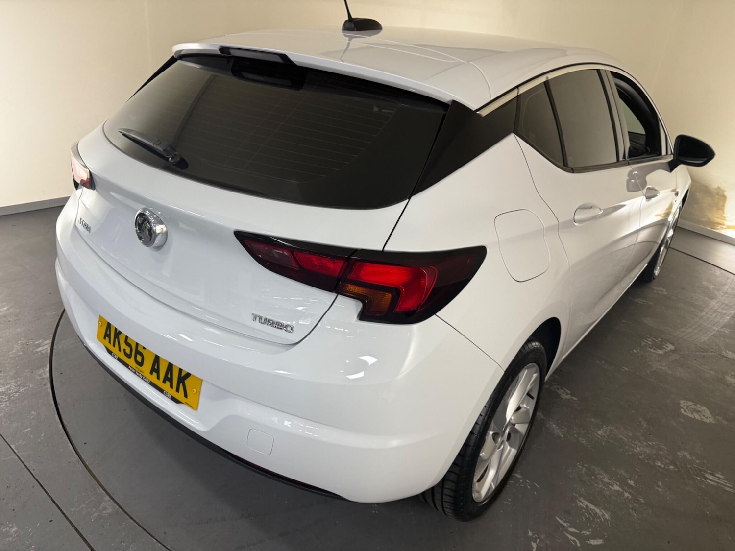Used Vauxhall Astra 2017 for sale - 76408781: Photo 50