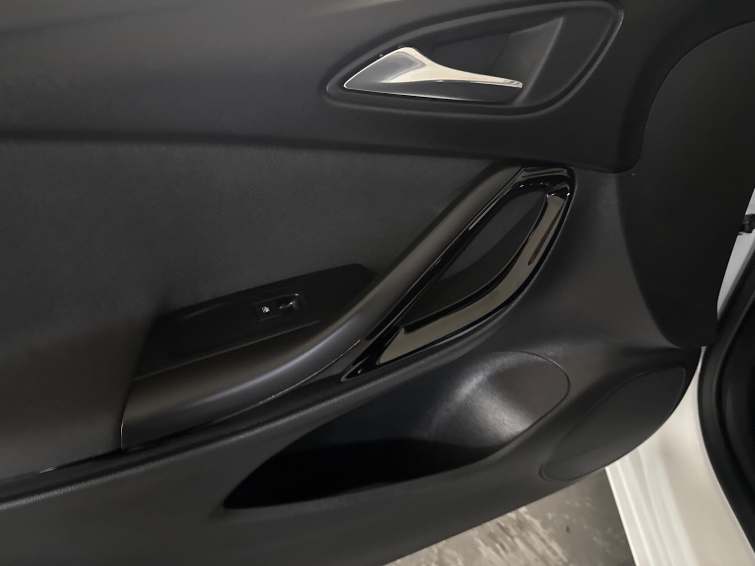 Used Vauxhall Astra 2017 for sale - 76408781: Photo 65