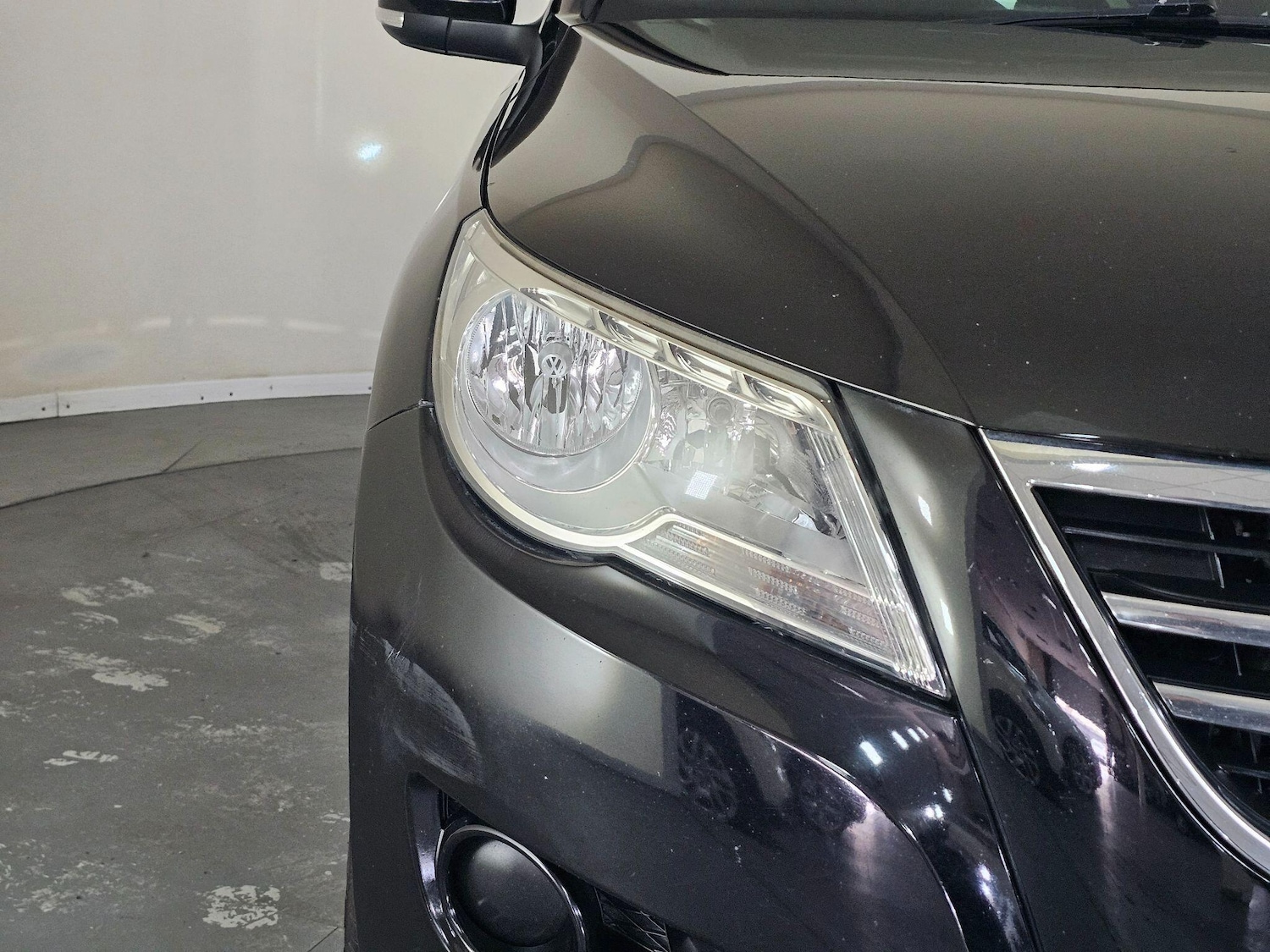 Used Volkswagen Tiguan 2011 for sale - 76409524: Photo 12