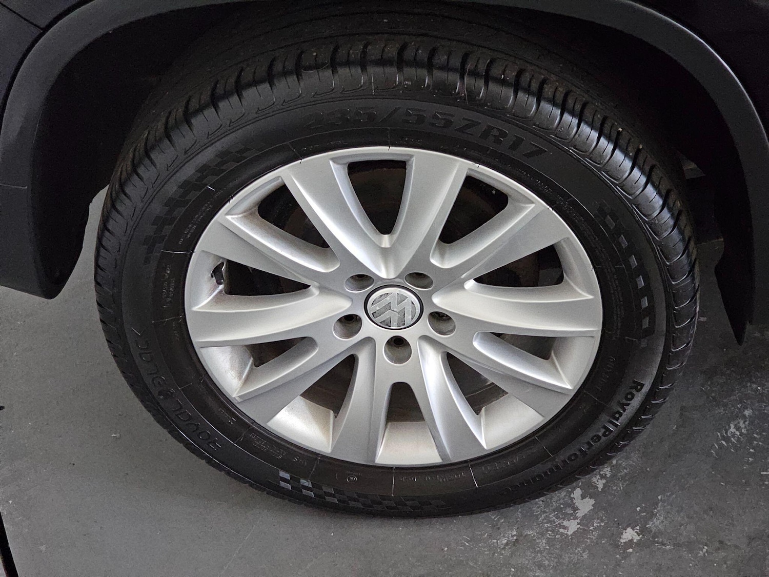 Used Volkswagen Tiguan 2011 for sale - 76409524: Photo 16