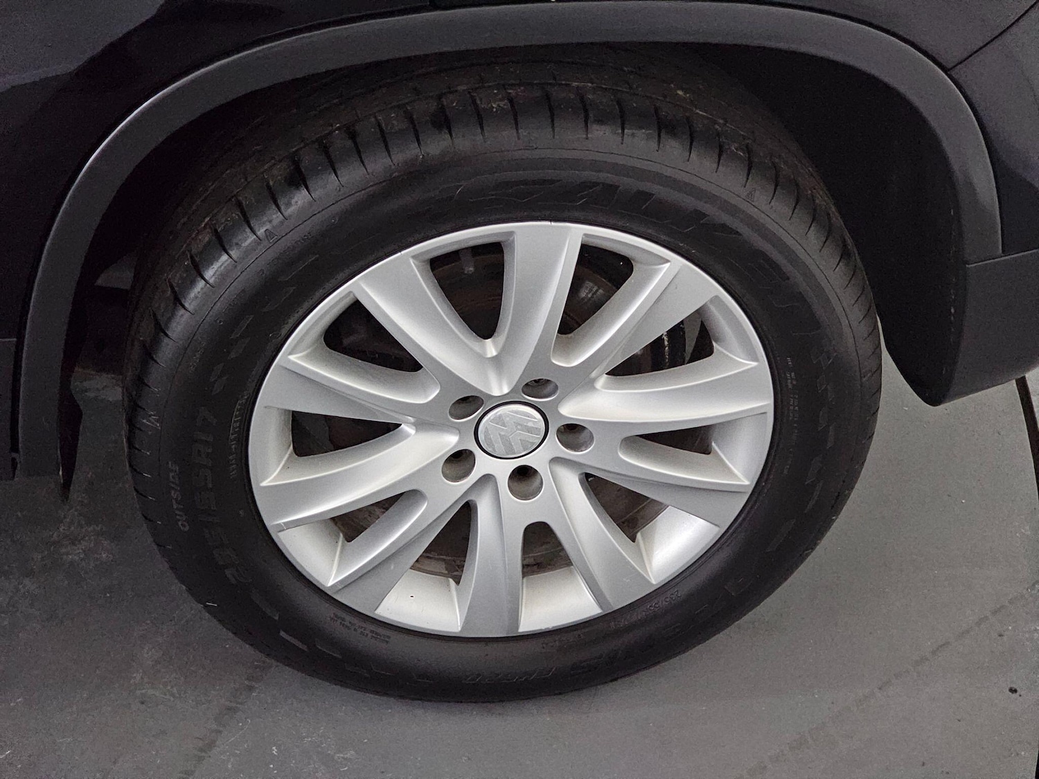 Used Volkswagen Tiguan 2011 for sale - 76409524: Photo 18