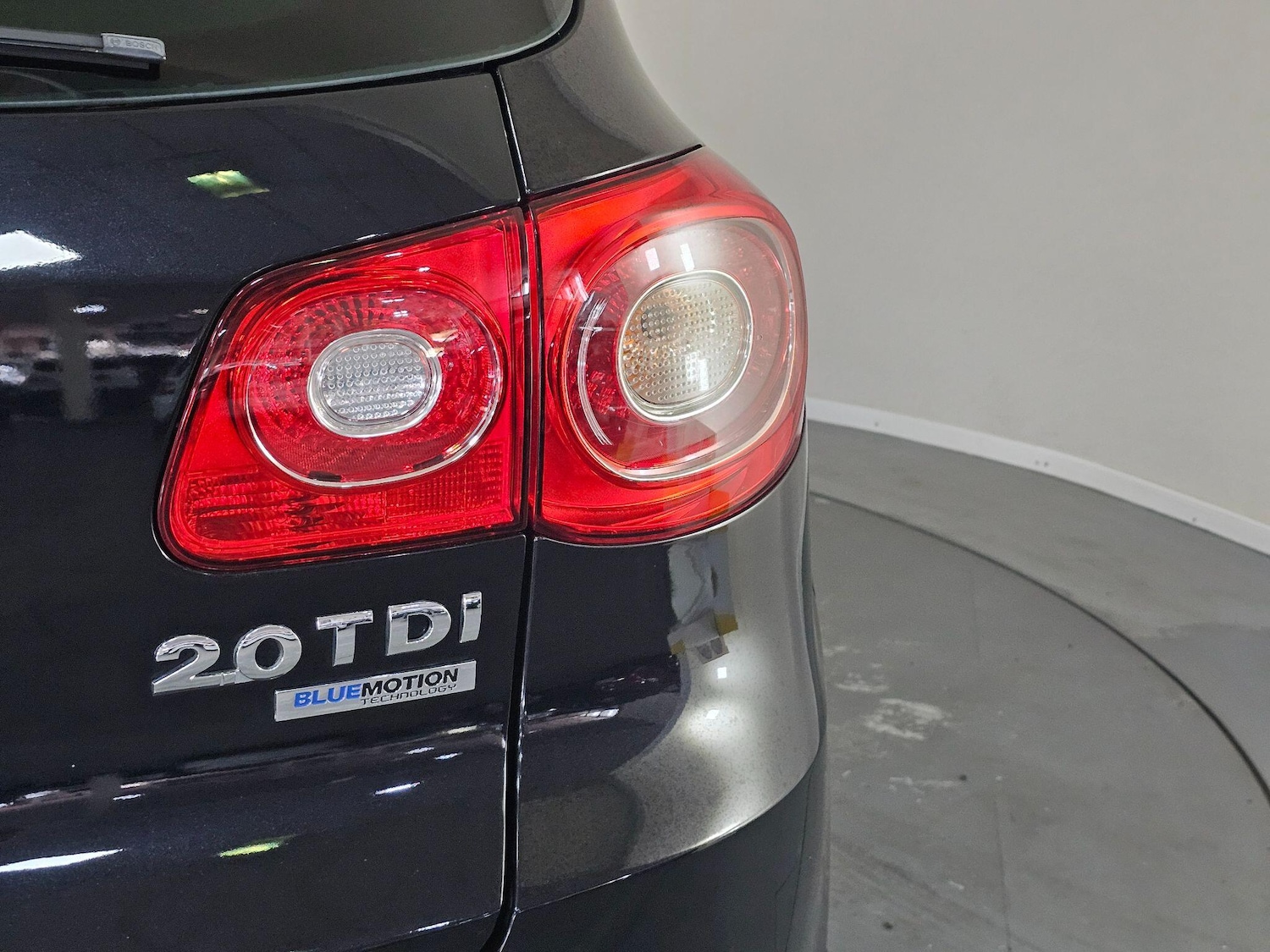 Used Volkswagen Tiguan 2011 for sale - 76409524: Photo 48