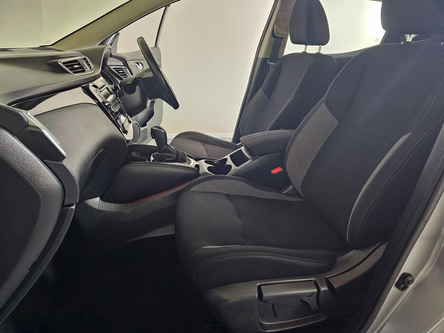 Used Nissan Qashqai 2018 for sale - 76825033: Photo 24