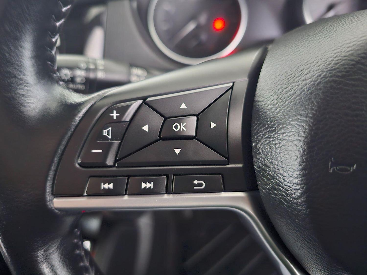 Used Nissan Qashqai 2018 for sale - 76825033: Photo 34