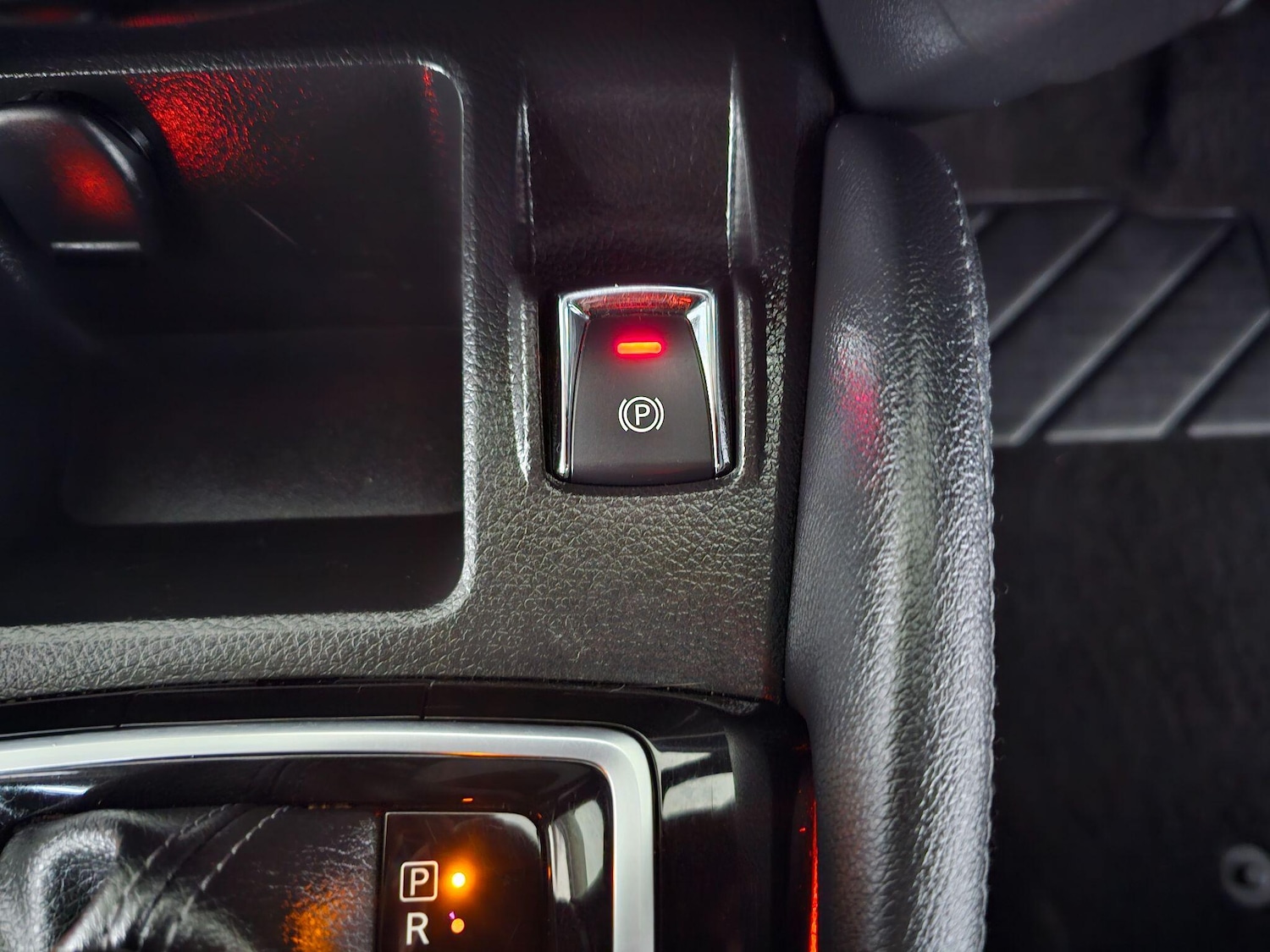 Used Nissan Qashqai 2018 for sale - 76825033: Photo 40