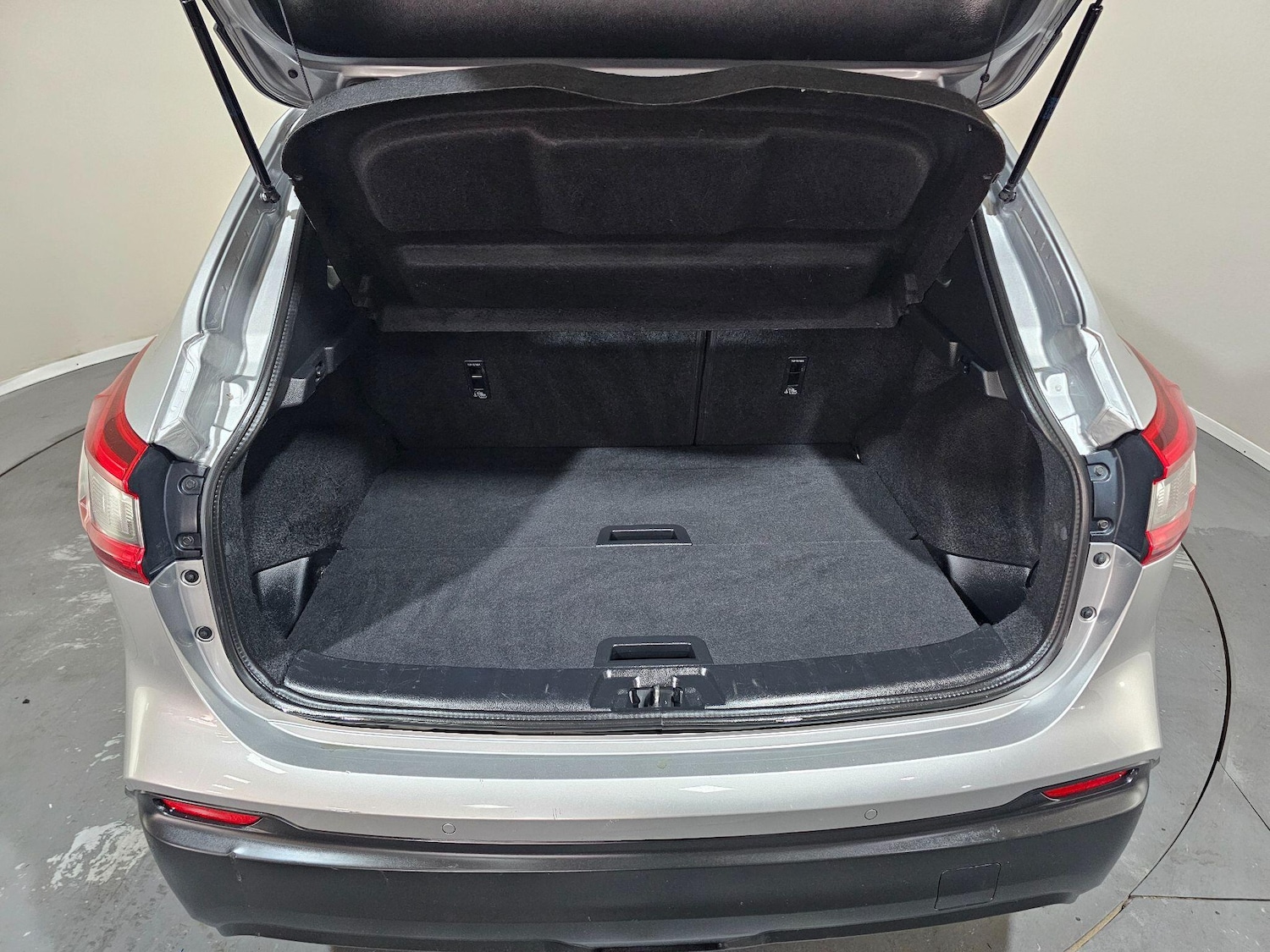 Used Nissan Qashqai 2018 for sale - 76825033: Photo 46