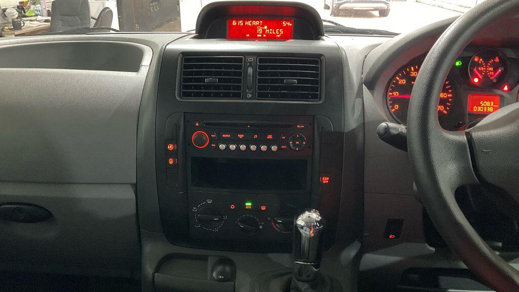 Used Peugeot Expert Tepee 2012 for sale - 76409285: Photo 10