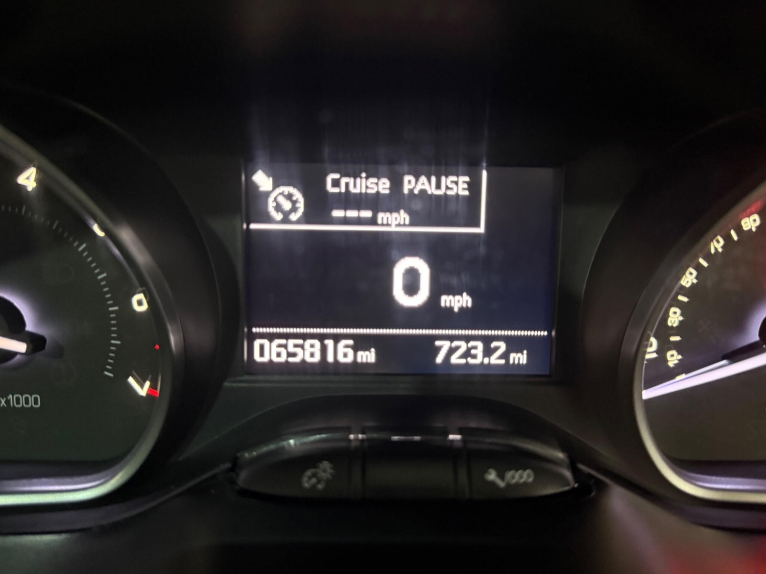 Used Peugeot 208 2018 for sale - 76360859: Photo 36