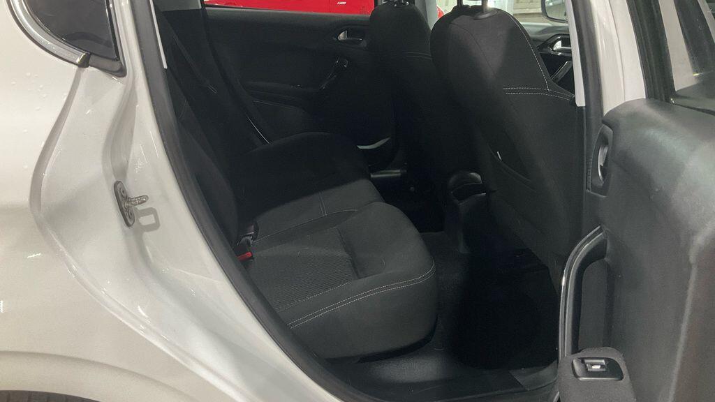 Used Peugeot 208 2018 for sale - 76360859: Photo 5