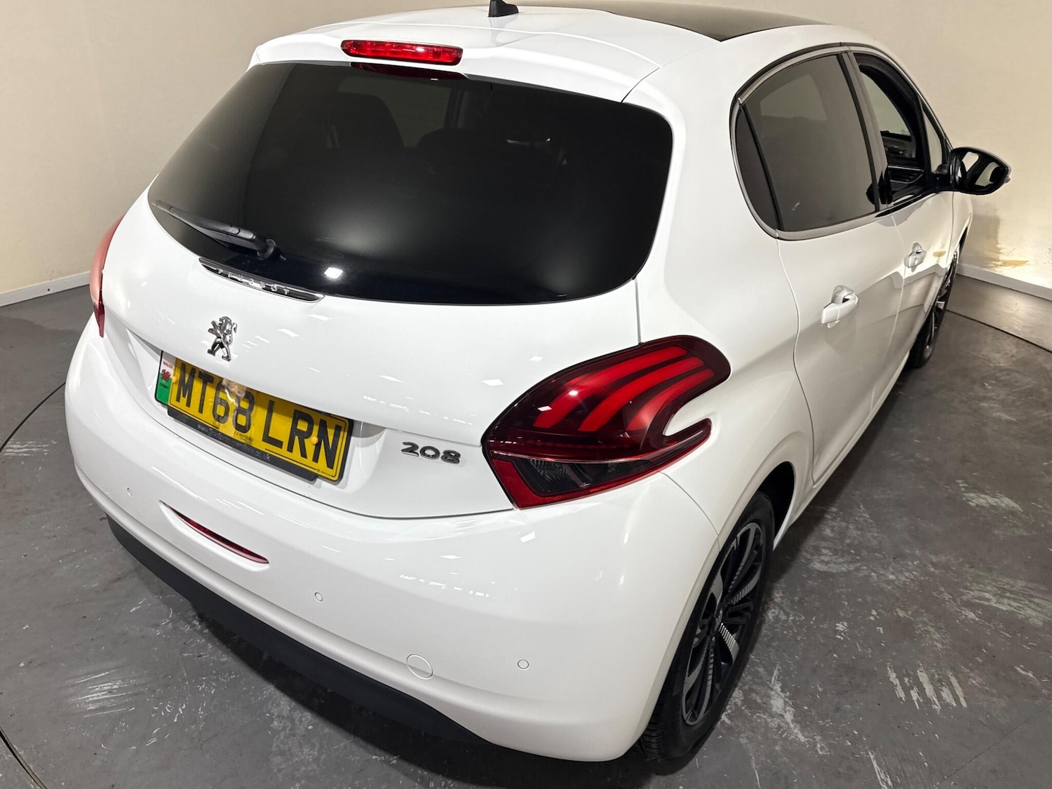 Used Peugeot 208 2018 for sale - 76360859: Photo 51
