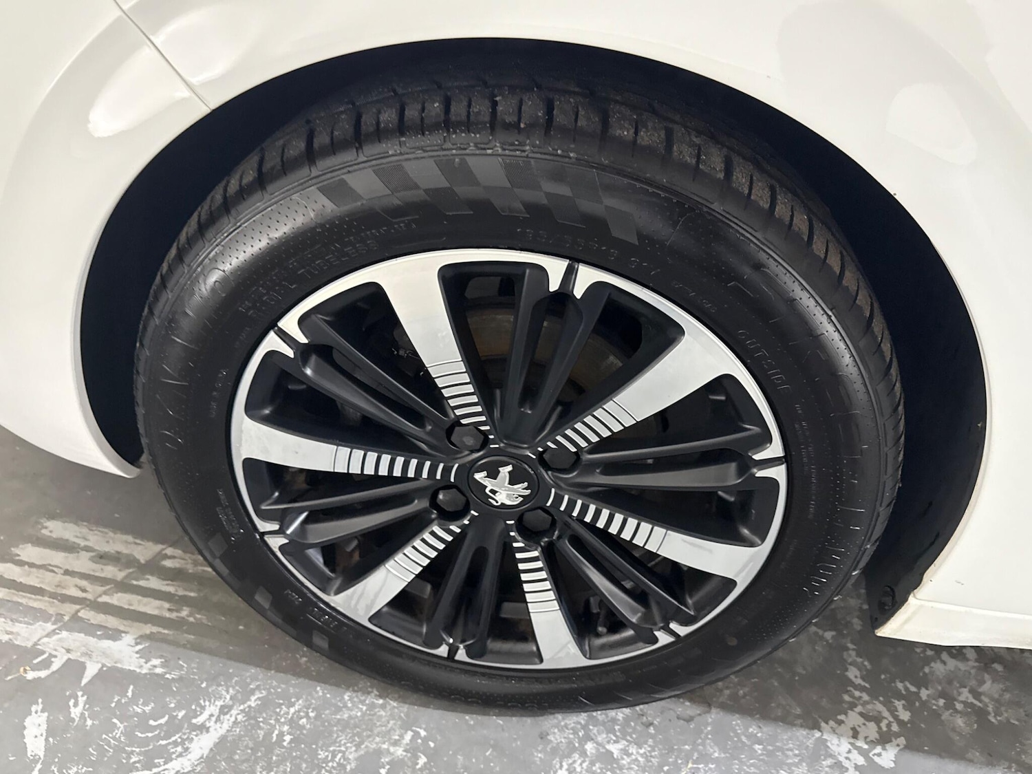 Used Peugeot 208 2018 for sale - 76360859: Photo 57