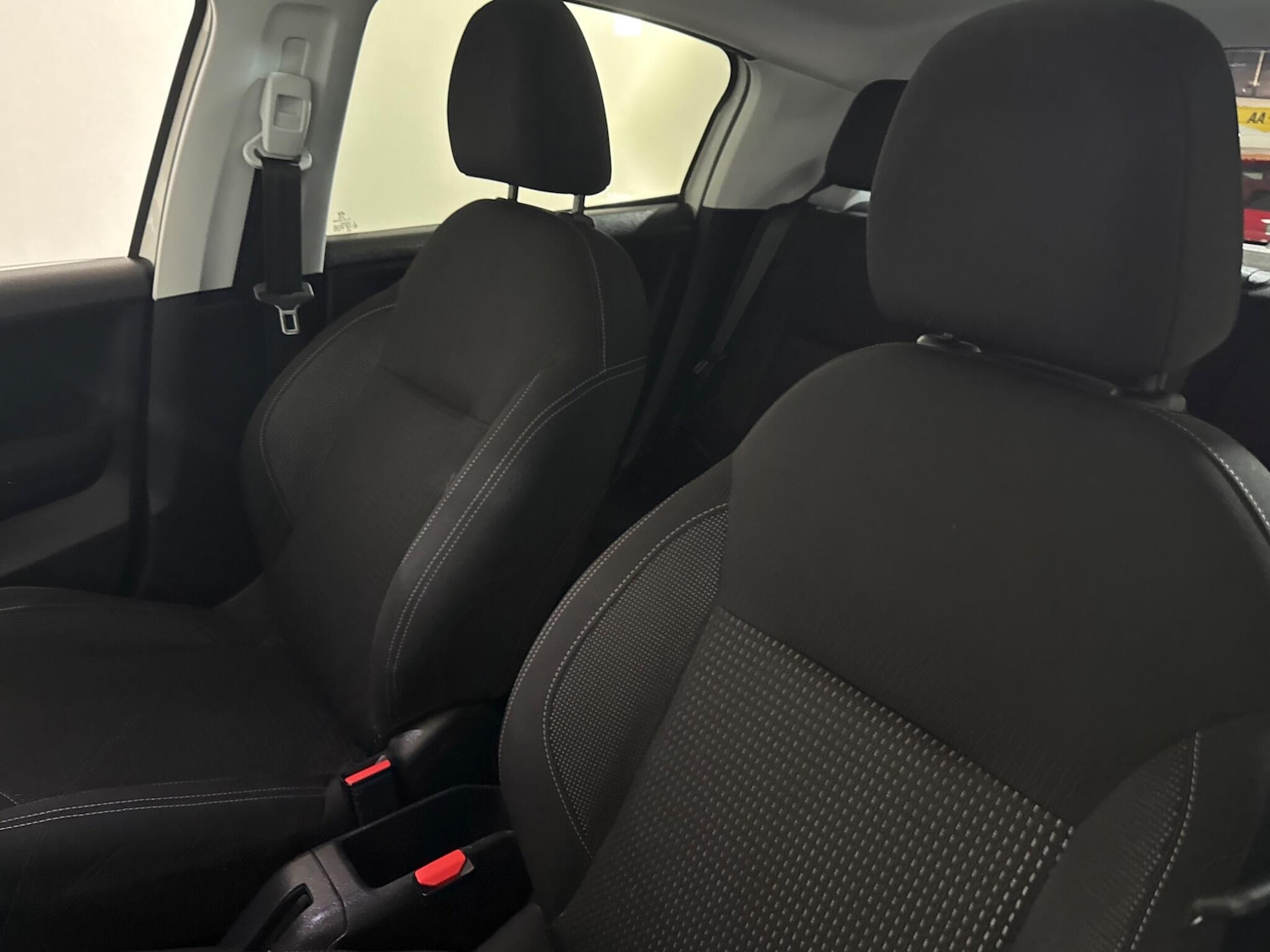 Used Peugeot 208 2018 for sale - 76360859: Photo 68