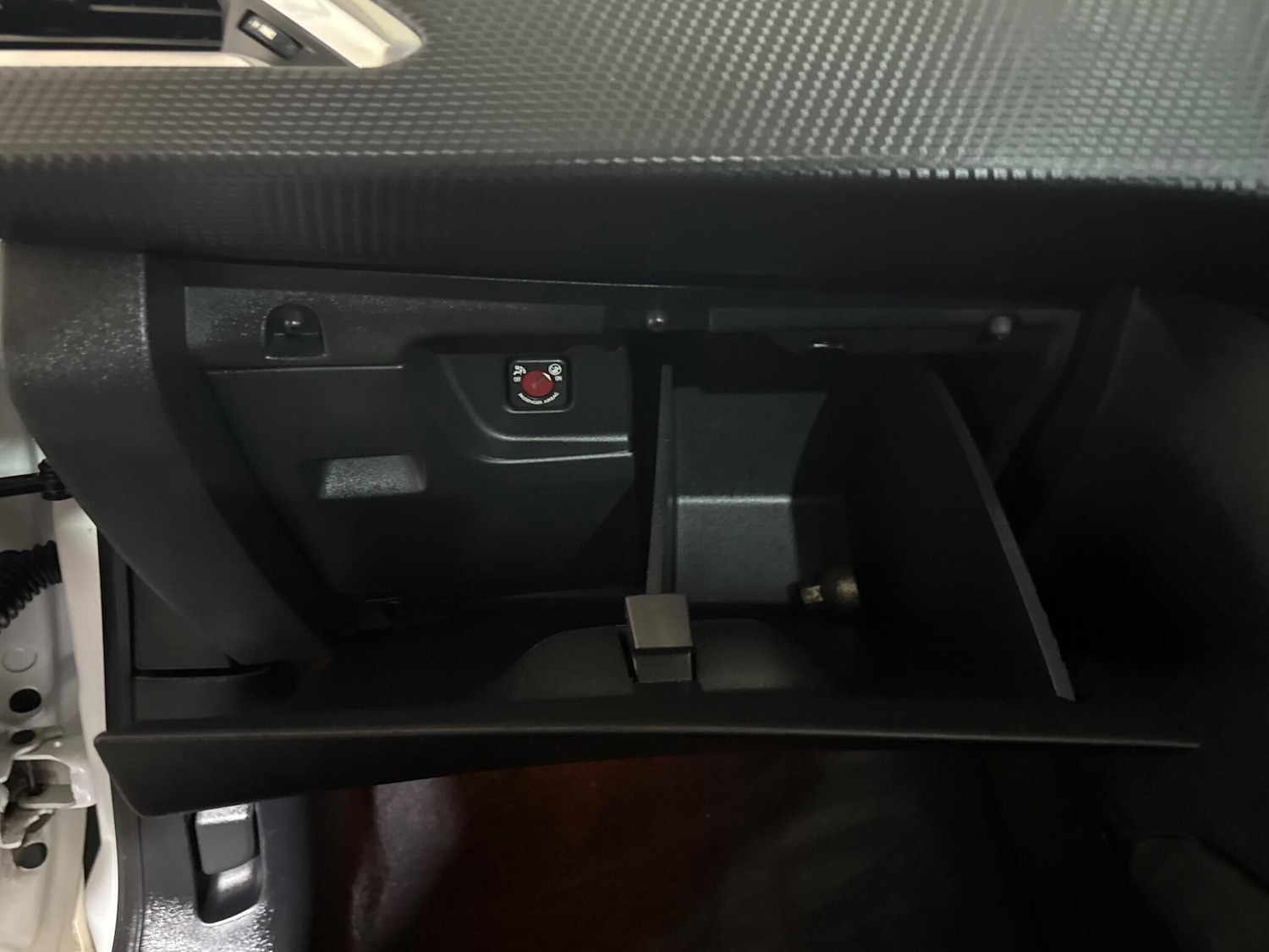 Used Peugeot 208 2018 for sale - 76360859: Photo 74