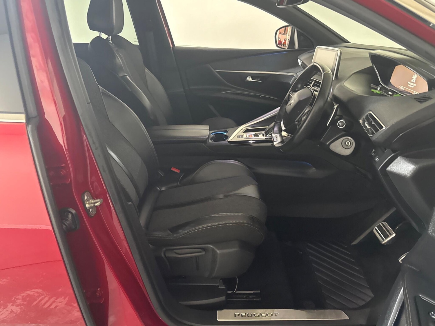 Used Peugeot 3008 2018 for sale - 76585550: Photo 22