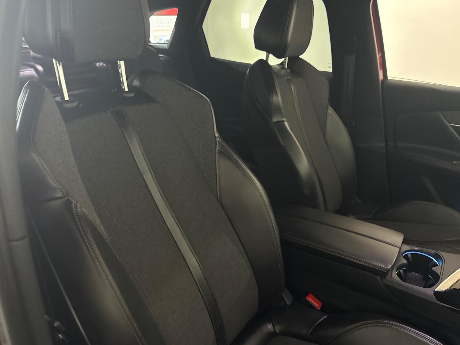 Used Peugeot 3008 2018 for sale - 76585550: Photo 23