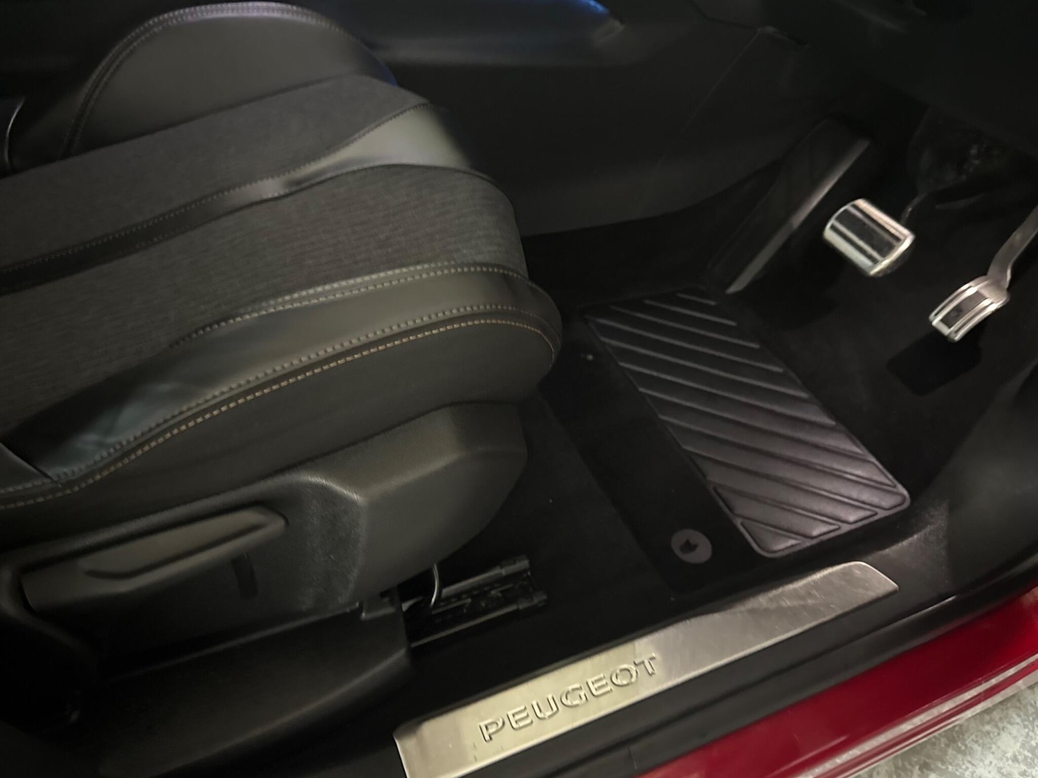 Used Peugeot 3008 2018 for sale - 76585550: Photo 24