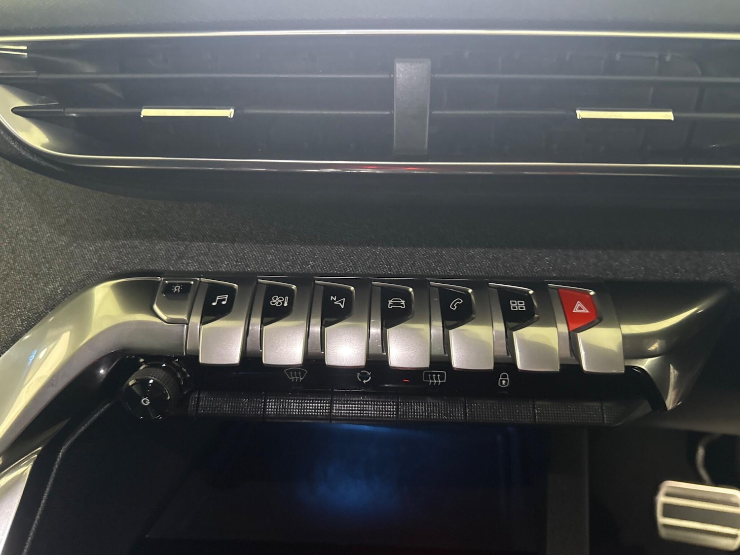 Used Peugeot 3008 2018 for sale - 76585550: Photo 39