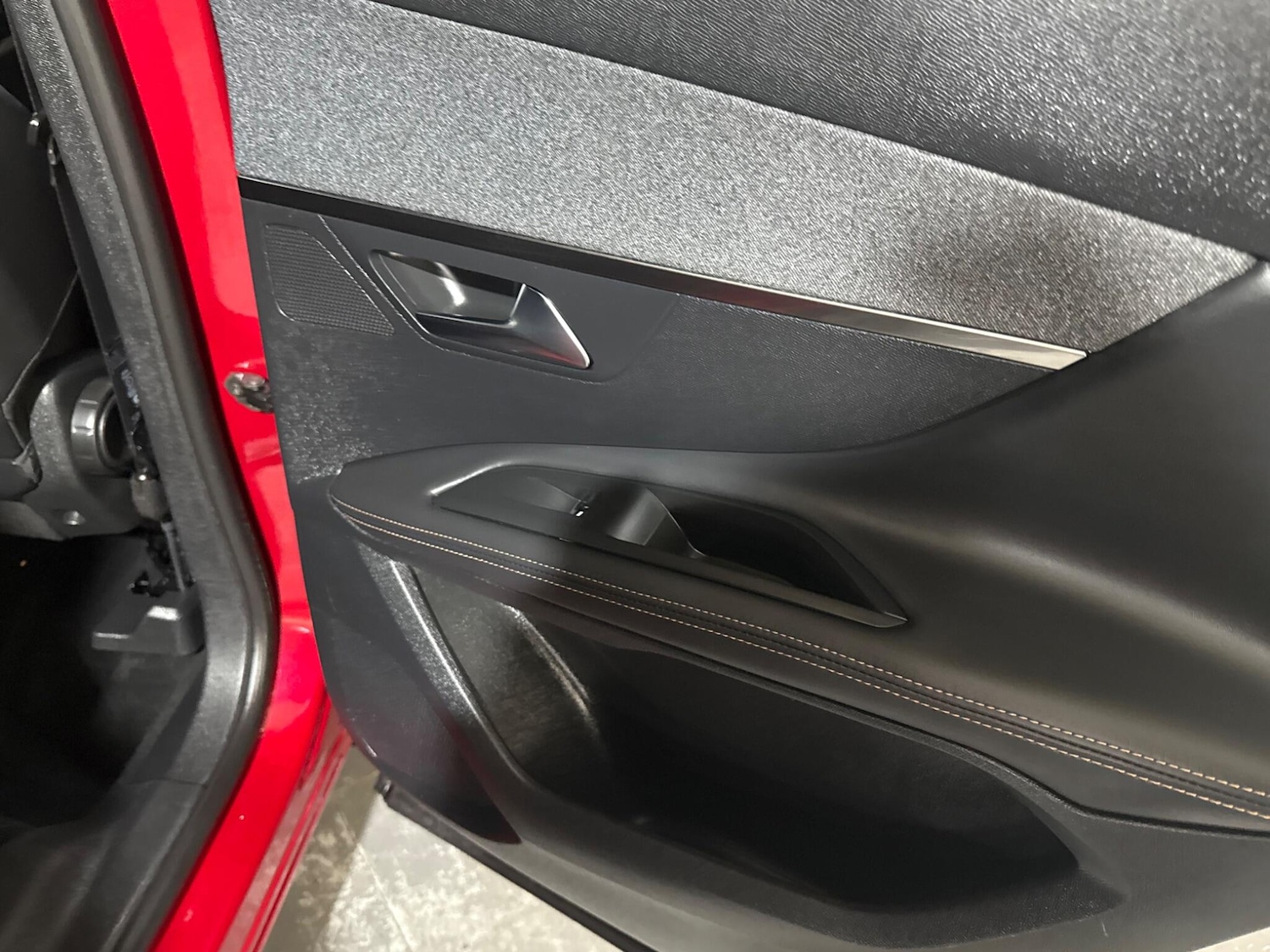 Used Peugeot 3008 2018 for sale - 76585550: Photo 45