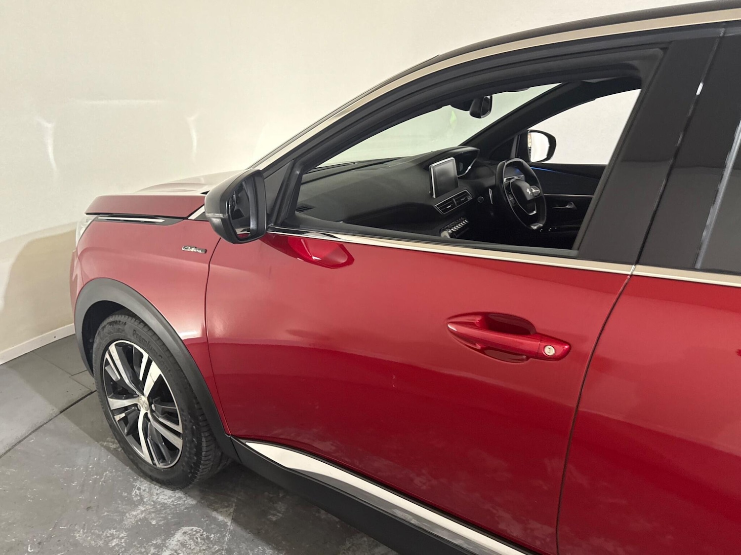 Used Peugeot 3008 2018 for sale - 76585550: Photo 55