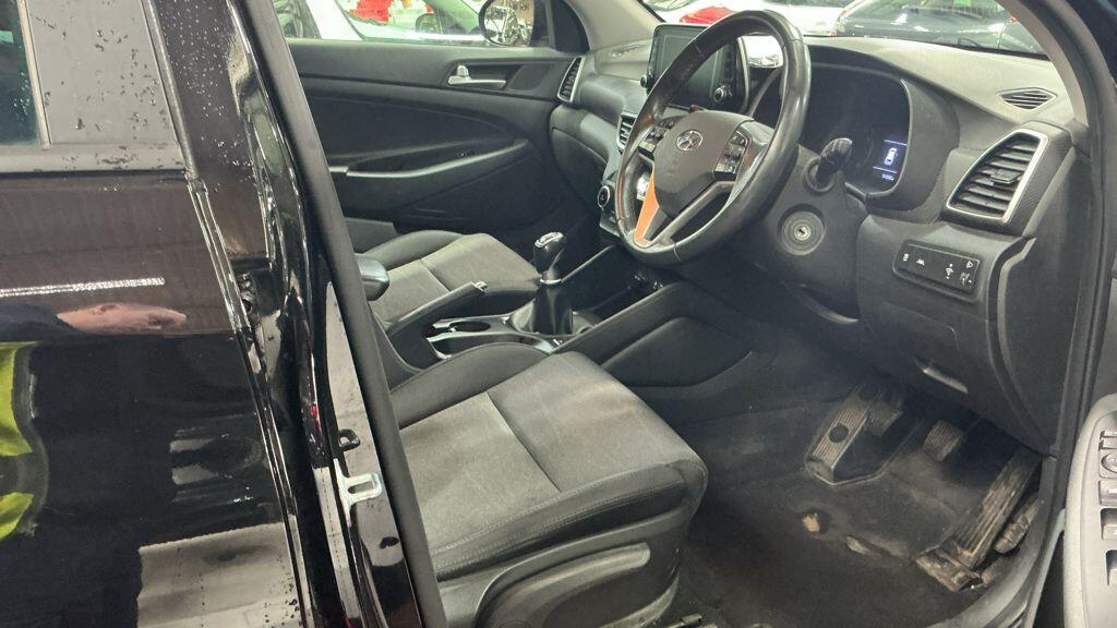 Used Hyundai TUCSON 2018 for sale - 76484523: Photo 9