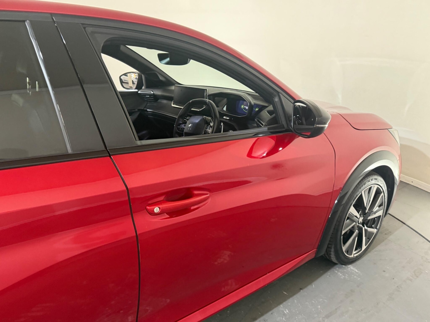 Used Peugeot 208 2021 for sale - 76337720: Photo 16