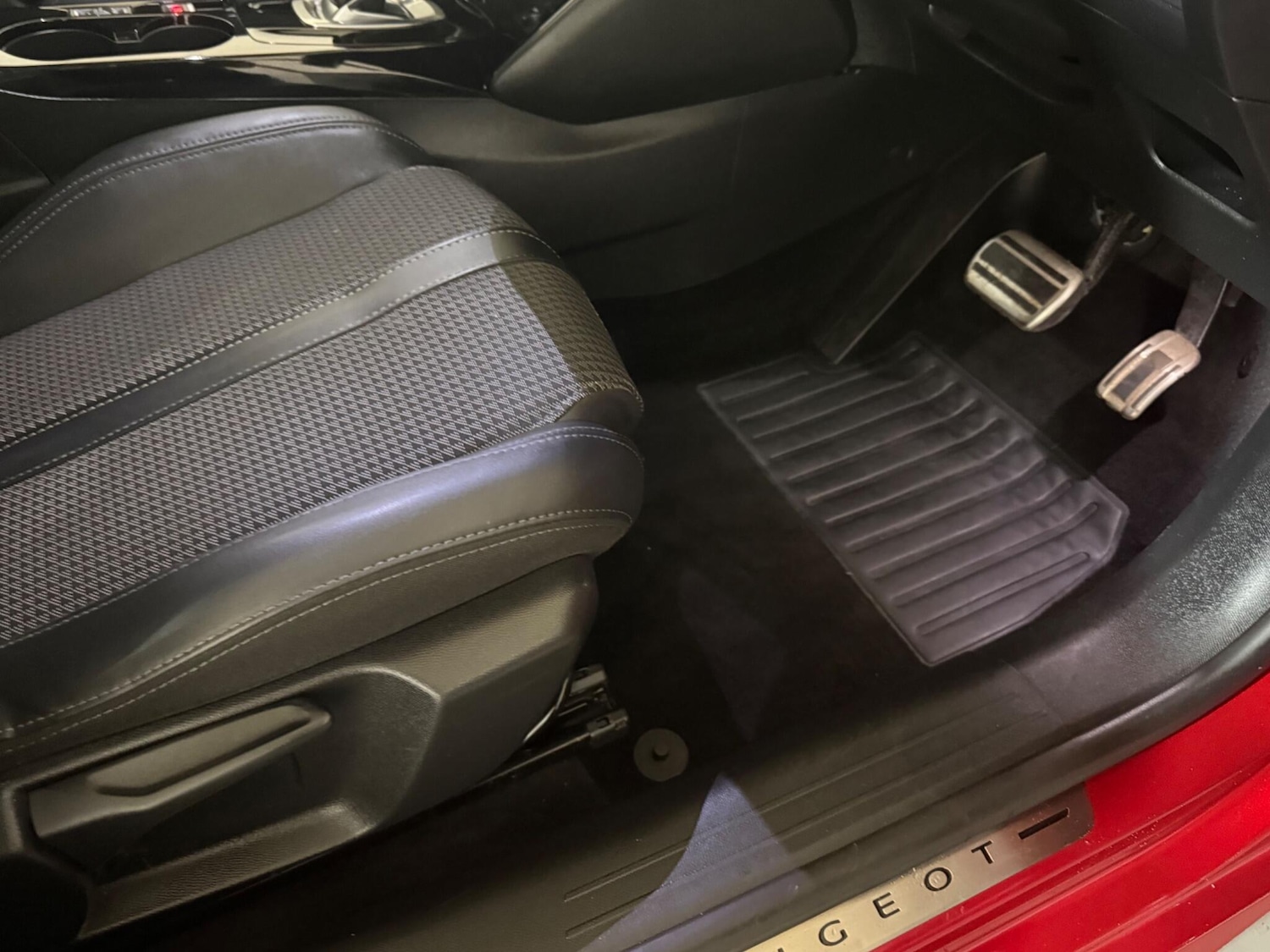 Used Peugeot 208 2021 for sale - 76337720: Photo 24