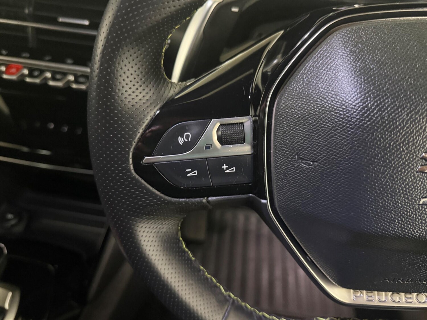 Used Peugeot 208 2021 for sale - 76337720: Photo 29