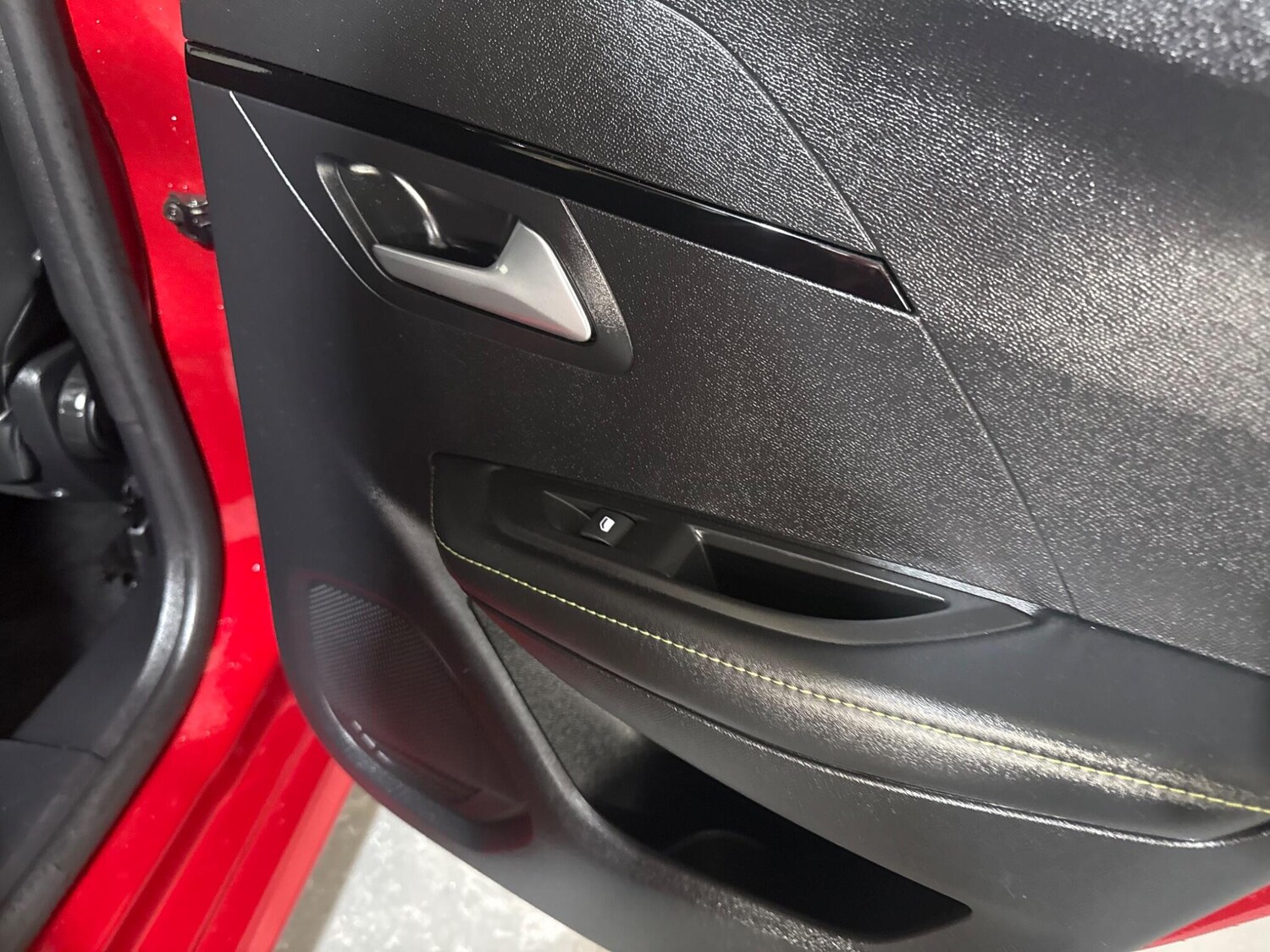 Used Peugeot 208 2021 for sale - 76337720: Photo 46