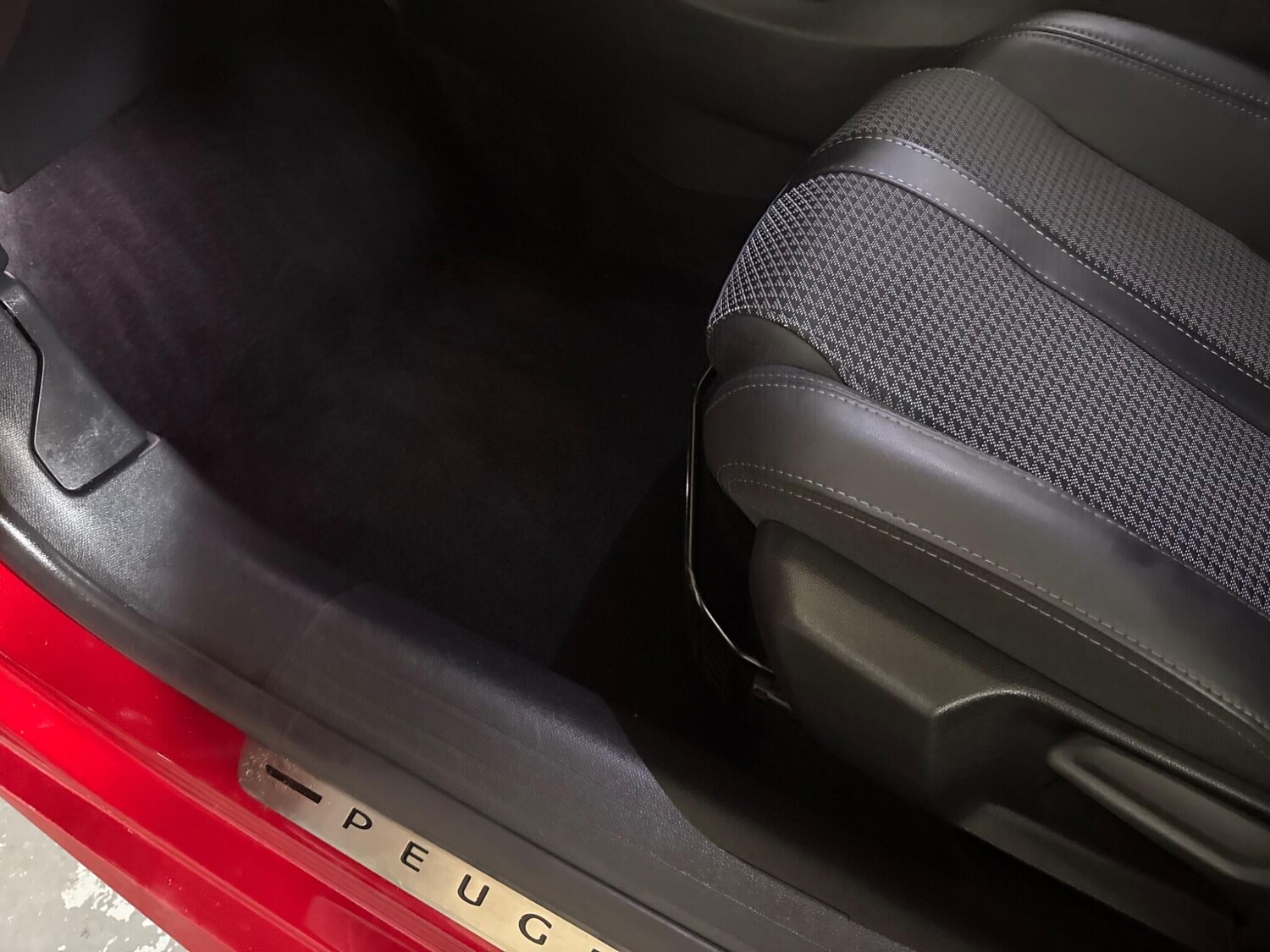 Used Peugeot 208 2021 for sale - 76337720: Photo 74